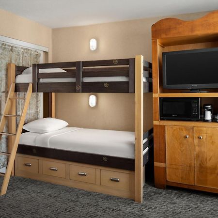 Anaheim Portofino Inn & Suites Esterno foto
